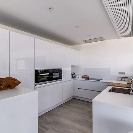 Contemporaine Vue Mer Panoramique Ferienhaus Calvi (Corsica)