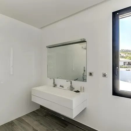 Contemporaine Vue Mer Panoramique Ferienhaus Calvi (Corsica)